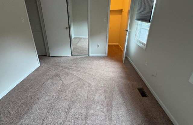 5116 COTTONWOOD Court Gallery 4