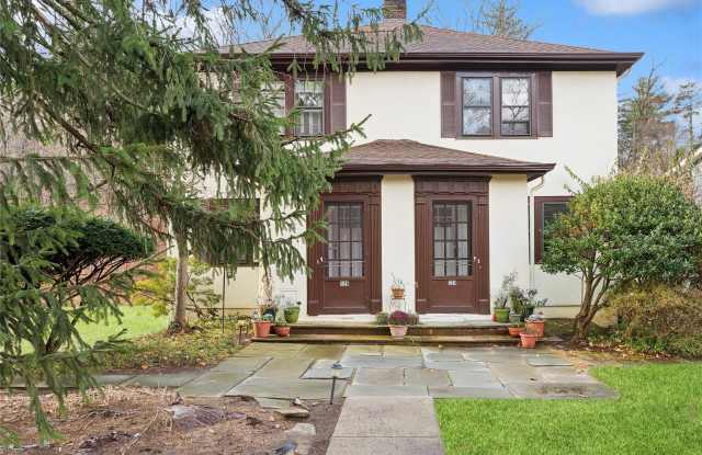124 Walgrove Avenue - 124 Walgrove Avenue, Dobbs Ferry, NY 10522