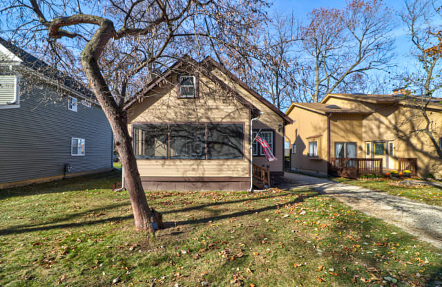 26326 North Walnut Avenue - 26326 Walnut Avenue, Lake County, IL 60060