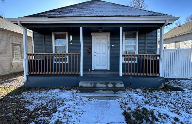 121 Riverside Ave photos photos