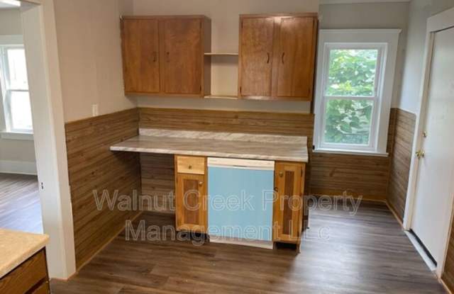 3074 Toledo Avenue Gallery 3
