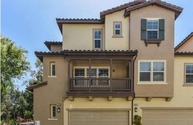 20 Dovetail - 20 Dovetail, Irvine, CA 92603
