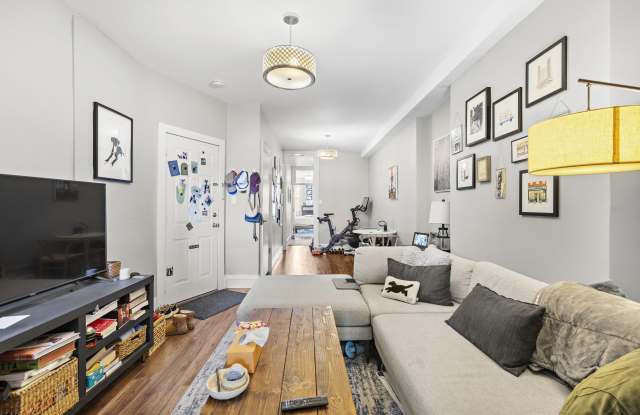 322 WASHINGTON ST photos photos