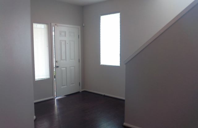 4 Bedroom, 2.5 Bath Home Gallery 3
