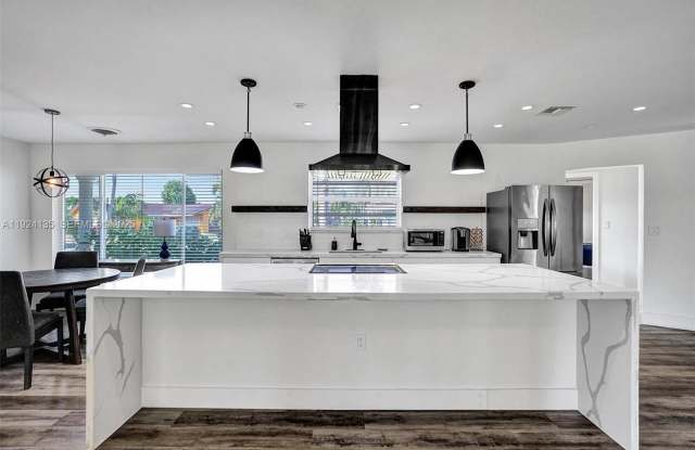 2106 NE 16th Ave photos photos 2106 NE 16th Ave photos photos