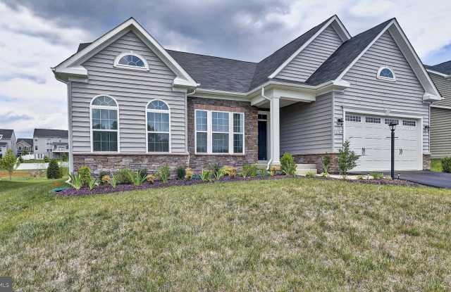 5704 WEBSTERS WAY Gallery 4