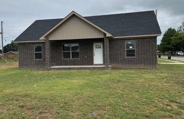 Brand New 3 Bed / 2 Bath in Trumann Available Now! photos photos