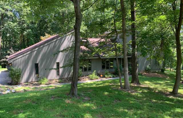 4105 HOLBROOK ROAD Gallery 2