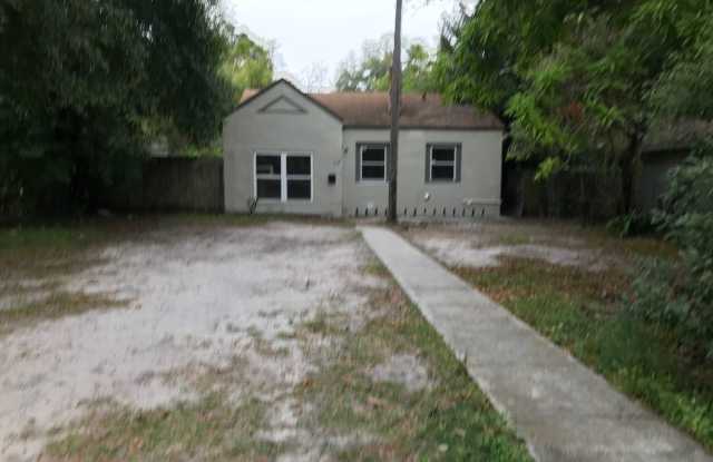 929 16th Ave S - 929 16th Avenue South, St. Petersburg, FL 33705