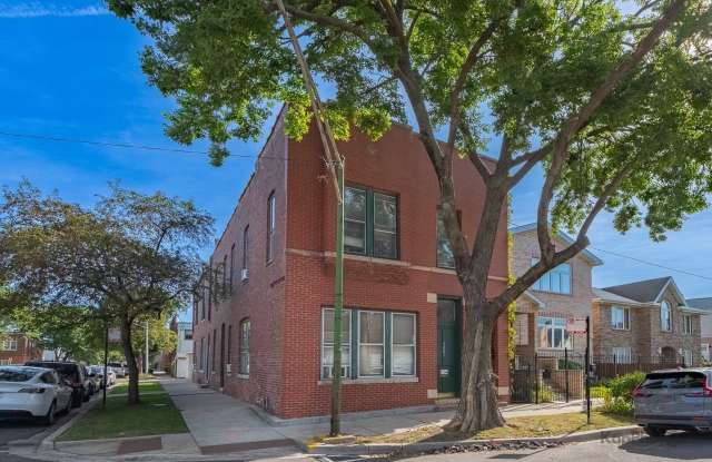 3001 S Haynes Court Gallery 1