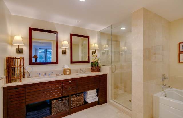 Fully Furnished 2 bedroom in Waikiki! One-Month pricing available! photos photos