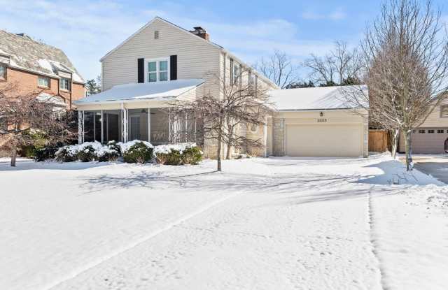 Beautiful Arlington Home South of Lane photos photos