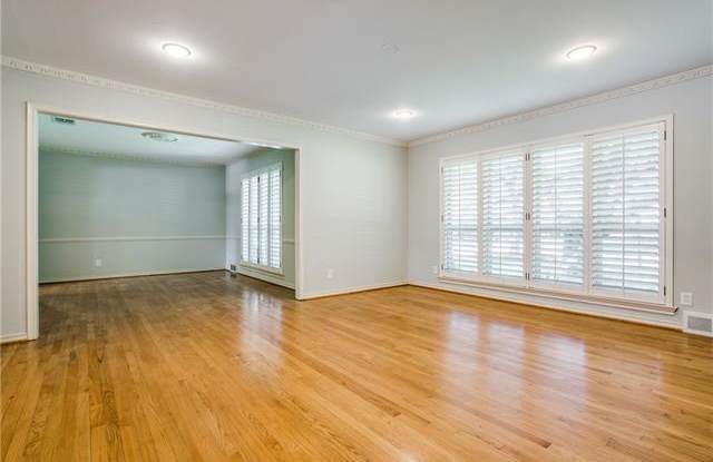 5732 Williamstown Road Gallery 4
