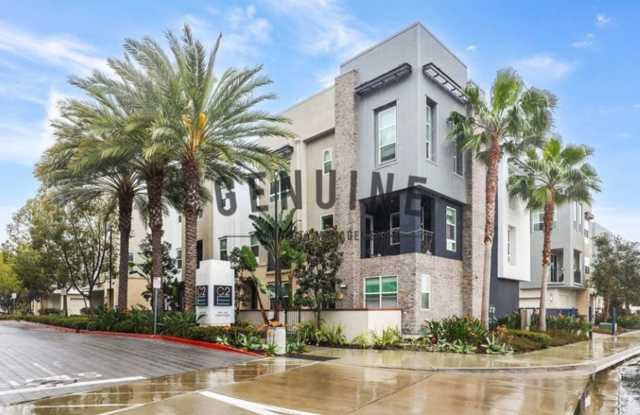 Coming Soon: Modern Tri-Level 2Bd 2.5Ba Townhouse in Irvine! photos photos