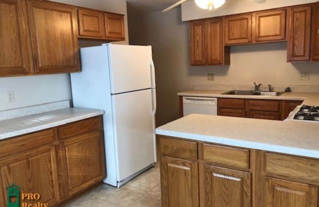 5045 Sunnyside Road - 5045 Sunnyside Road, Mounds View, MN 55112