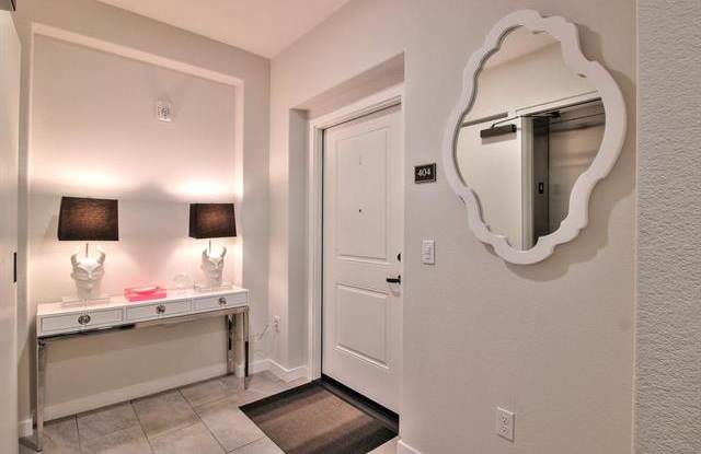1057 Foxglove Pl Unit 404 Gallery 4