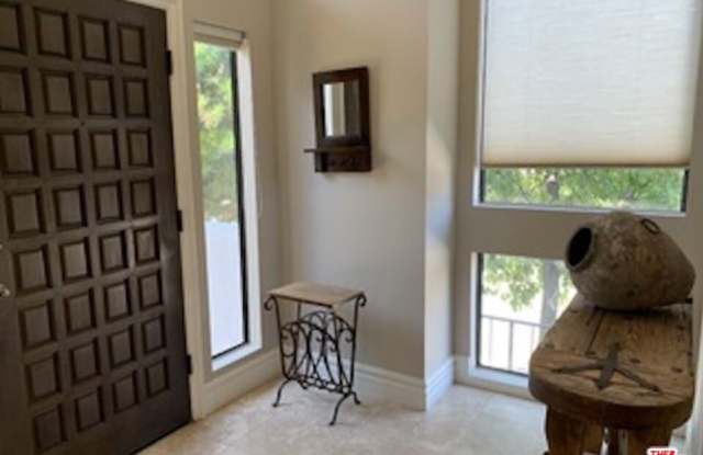 1541 Palisades Dr - 1541 Palisades Drive, Los Angeles, CA 90272