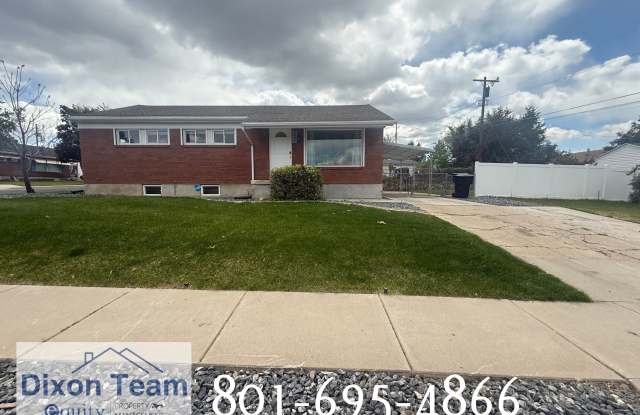 229 W 4700 S photos photos
