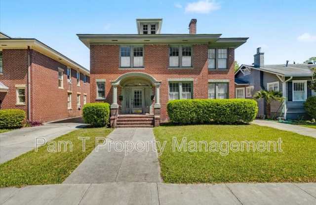 216 E 48th St photos photos