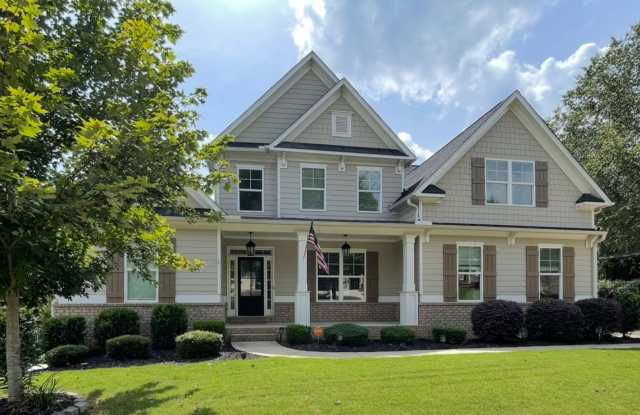 Gorgeous 4 bedroom 3.5 bath home in desirable River Rock Community Gallery 4