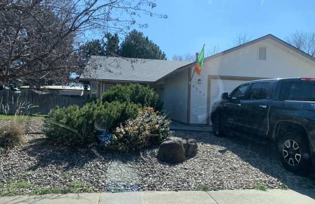 Perfectly Located Single Family Home!!! - 6905 West Parapet Court, Boise, ID 83714