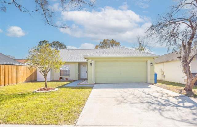 1713 Brandon Trace Ave photos photos