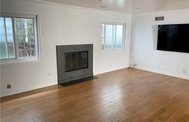 3601 Pine Avenue Gallery 4