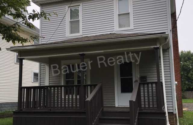 Two Bedroom, 1 1/2 Baths photos photos