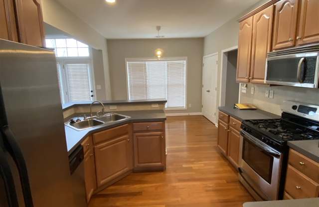 6014 Vintage Pointe Overlook Gallery 3