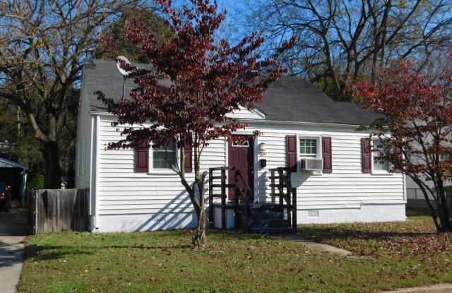109 Seaboard Street - 109 Seaboard Street, Petersburg, VA 23803