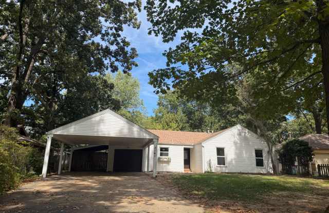3141 E Grand Street, Springfield, MO 65804 Gallery 1