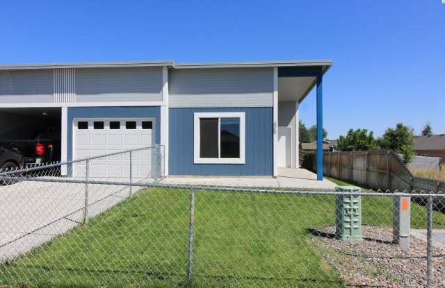 605 S Cedar Avenue photos photos