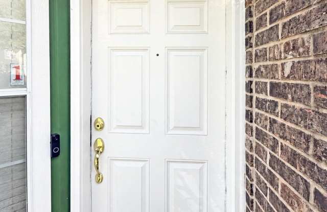 16710 Henderson Pass Gallery 2