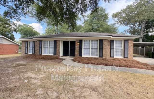 634 Southern Pines Dr photos photos