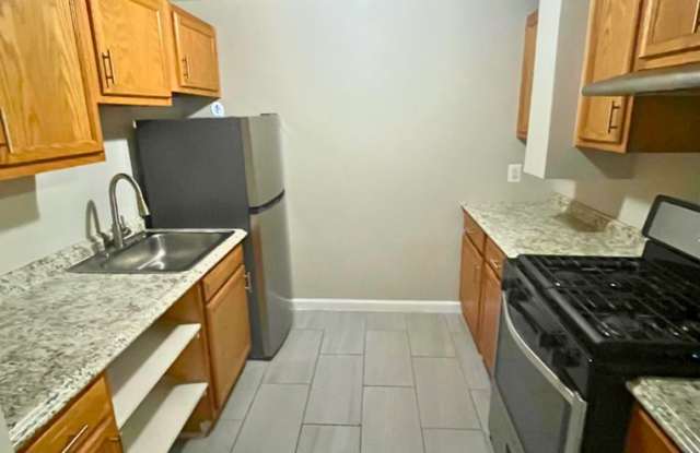 Spacious 1-Bedroom Apartment in Southeast DC – Ideal Location Near Metro  Shopping photos photos