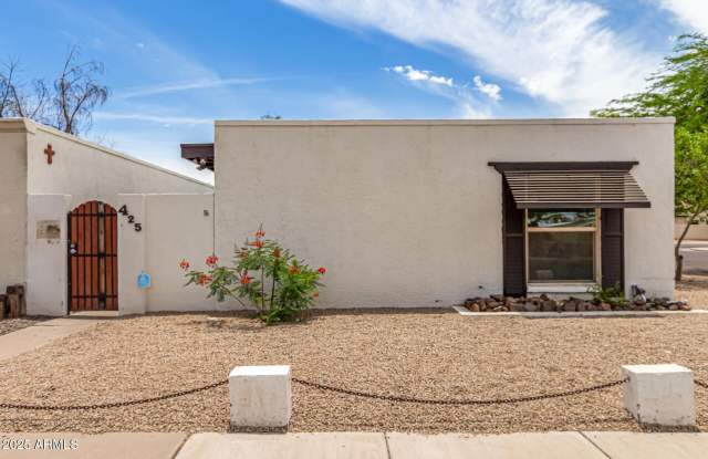 425 W PEBBLE BEACH Drive photos photos