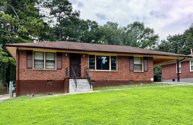 Updated 3 Bedroom Ranch with Huge Yard! photos photos