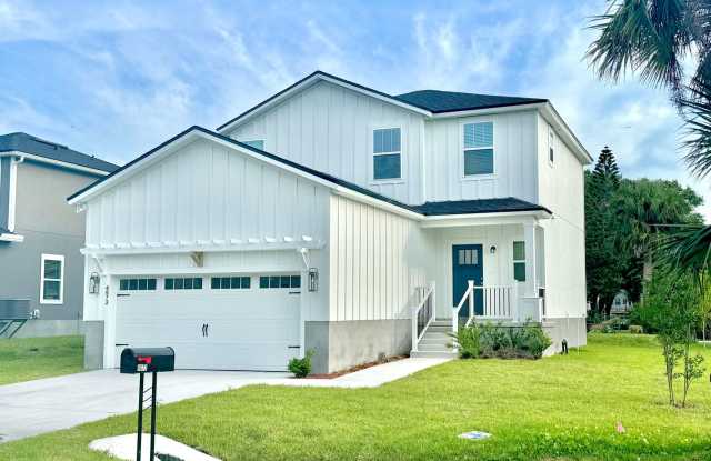 Brand-New 3-Bedroom Home Near NS Mayport with Modern Comforts and Prime Location! photos photos Brand-New 3-Bedroom Home Near NS Mayport with Modern Comforts and Prime Location! photos photos