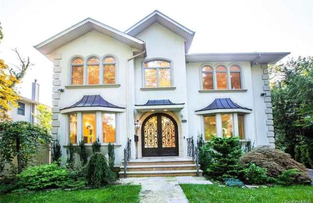 27 Elliot Road photos photos