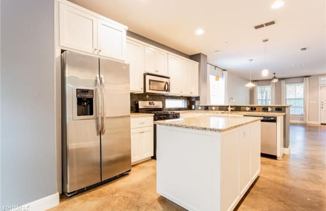 4107 E 12th St 1 - 4107 East 12th Street, Austin, TX 78721