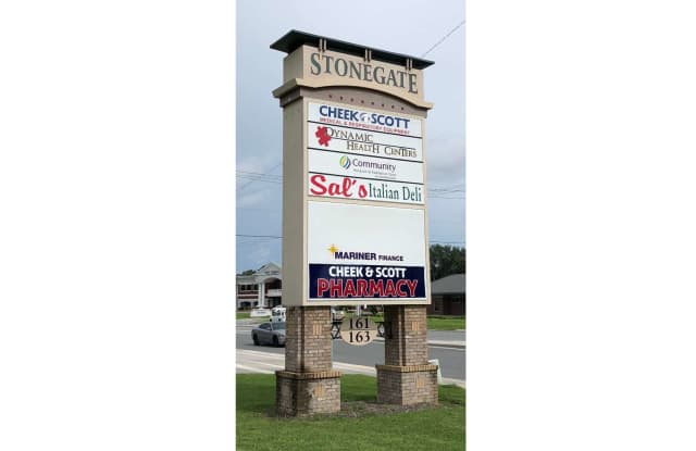 161 SW STONEGATE B-1 #103 Gallery 2