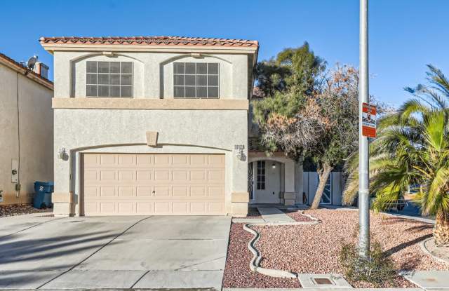 Nice 4 bedroom with a pool in Silverado Ranch area Gallery 1