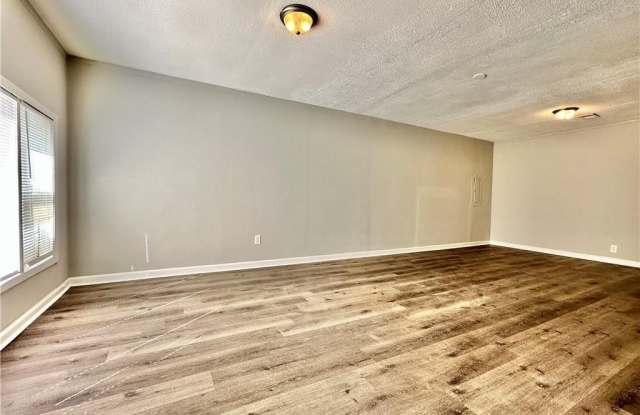 1223 Pineglen Drive Gallery 3
