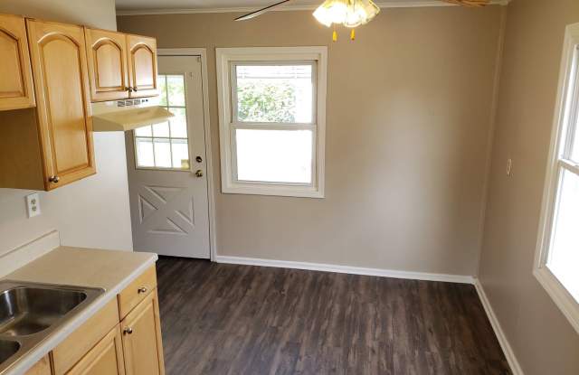 4125 Riverview Lane Gallery 4