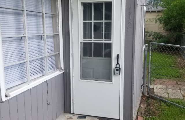 112 Singleton Street - A - 112 Singleton Street, Thibodaux, LA 70301
