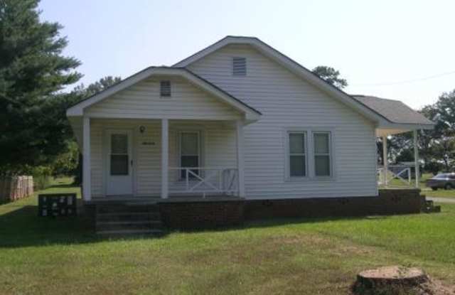 2813 South Ridge Avenue Gallery 1