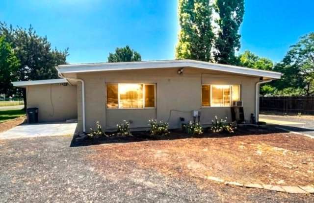 Charming 2BR Duplex in Moses Lake photos photos Charming 2BR Duplex in Moses Lake photos photos