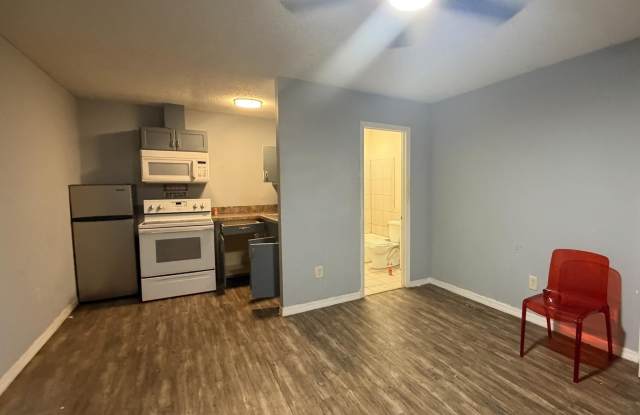 4232 Edwards Road unit: 2 photos photos