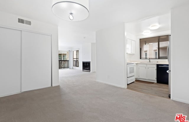 7303 Raintree Cir - 7303 Raintree Circle, Culver City, CA 90230