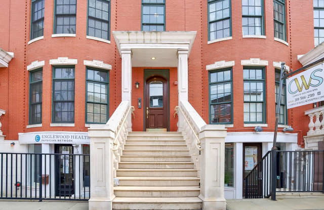 303 GRAND ST photos photos